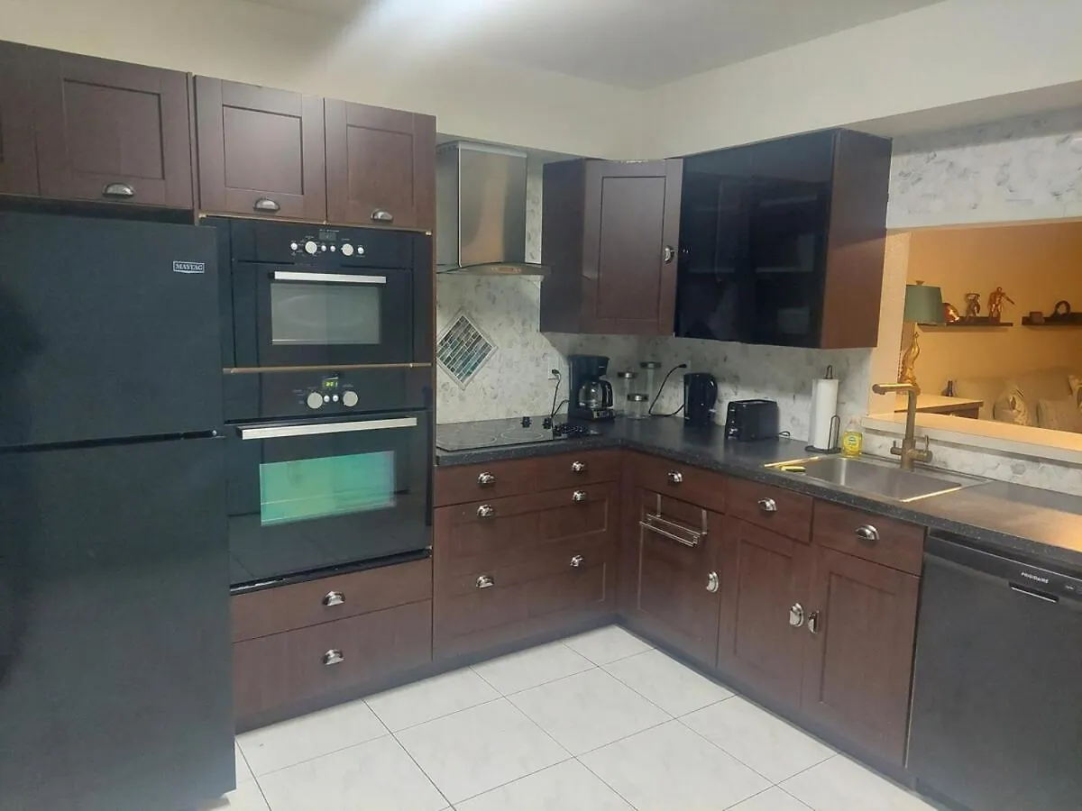 דירה טאמפה Ogun Suite-Technology Infused Stylish Home