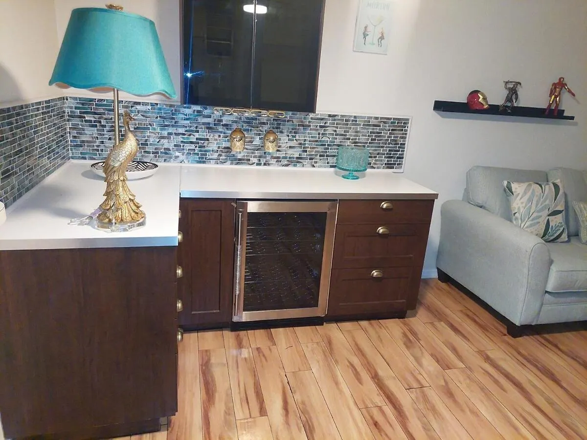 טאמפה Ogun Suite-Technology Infused Stylish Home 0*,  ארצות הברית
